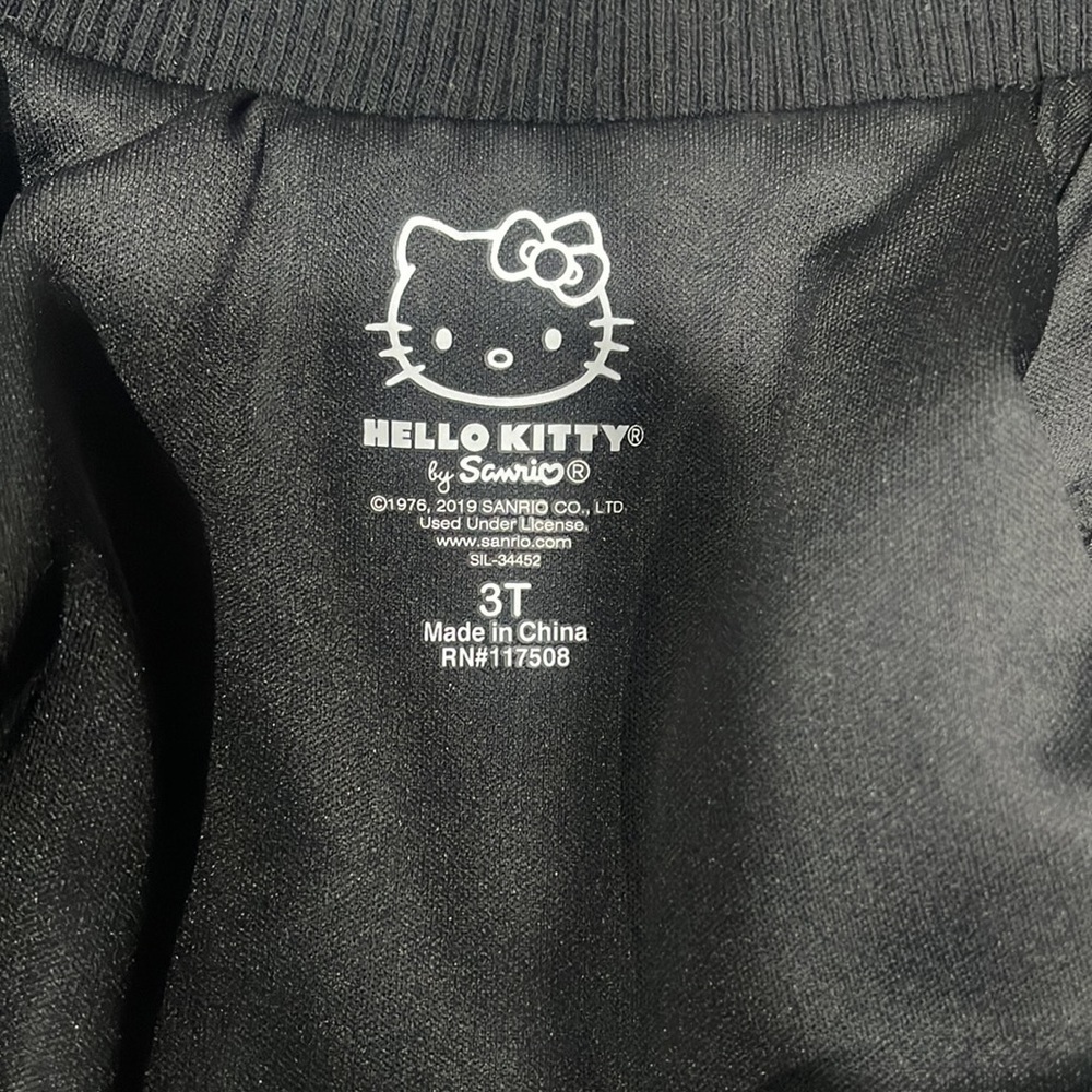 Hello Kitty jacket - Picture 9 of 10